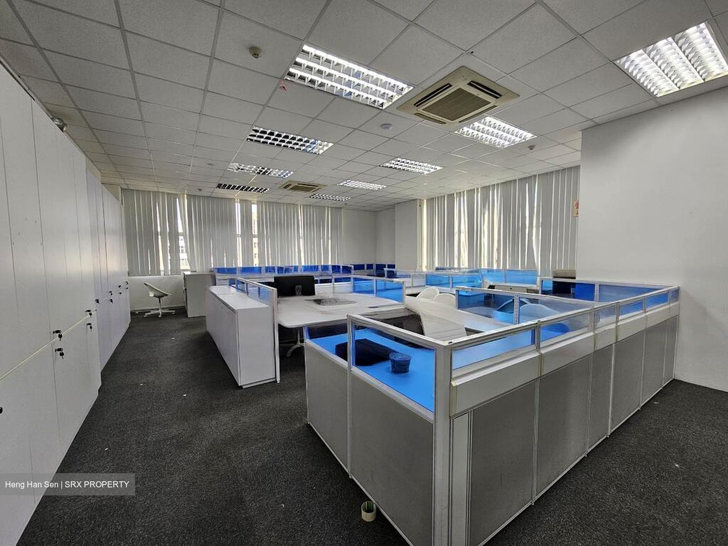 Enterprise One (D14), Factory #460968591
